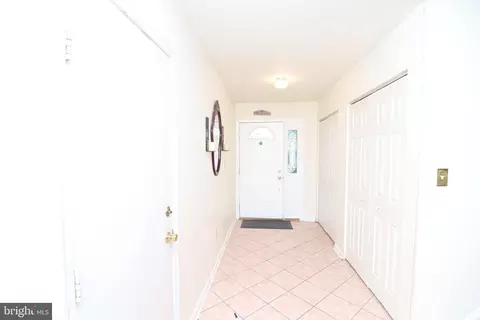 18 Stearrett Dr, Newark, DE 19702 photo 9