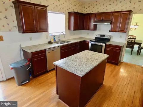 Kitchen - 4 Stearrett Dr, Newark, DE 19702 photo 4 of 7