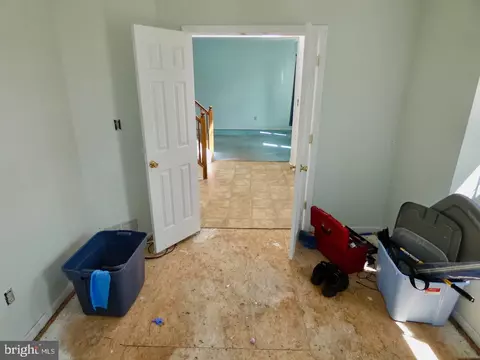 Entry Way - 4 Stearrett Dr, Newark, DE 19702 photo 3 of 6