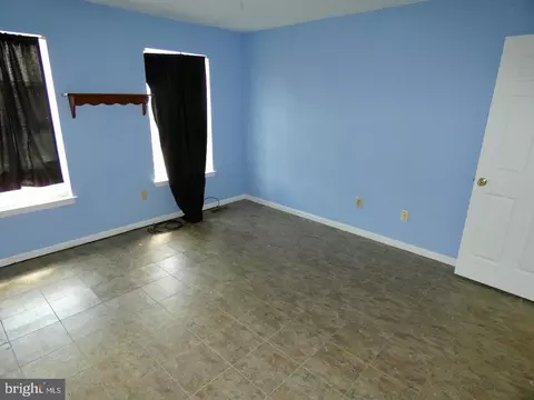 Bedroom - 4 Stearrett Dr, Newark, DE 19702 photo 5 of 13