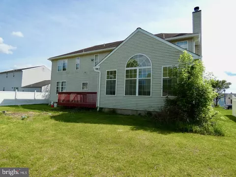 Exterior - 4 Stearrett Dr, Newark, DE 19702 photo 14 of 15