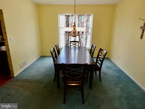 Dining - 4 Stearrett Dr, Newark, DE 19702 photo 1 of 6
