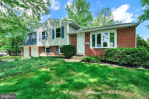 124 Dunsinane Dr, New Castle, DE 19720