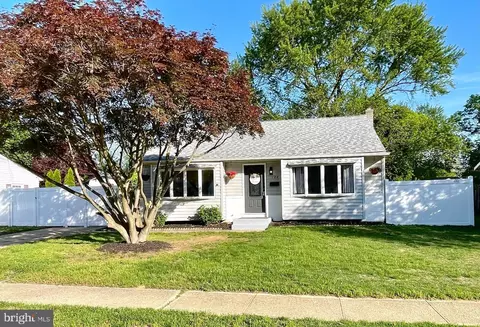 106 Anderson Rd, Newark, DE 19713