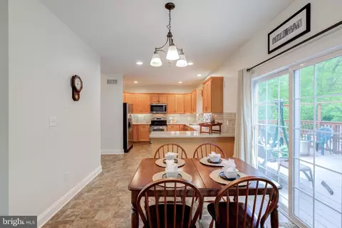Dining - 110 Trout Stream Dr, Newark, DE 19711 photo 4 of 6