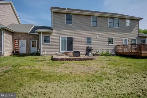 Exterior - 23 Dynasty Dr, Bear, DE 19701 photo 4 of 4