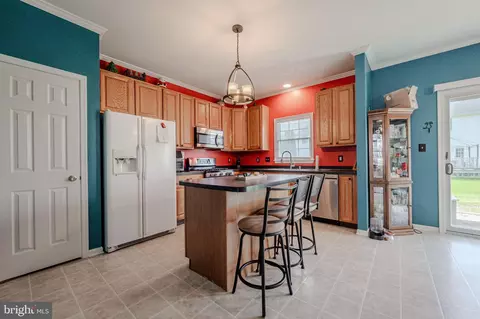 Kitchen - 23 Dynasty Dr, Bear, DE 19701 photo 1 of 4