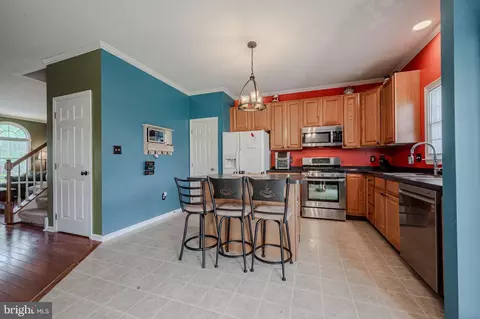 Kitchen - 23 Dynasty Dr, Bear, DE 19701 photo 2 of 4
