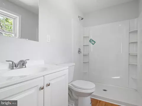 Bath - 80 Caravel Dr, Bear, DE 19701 photo 1 of 4