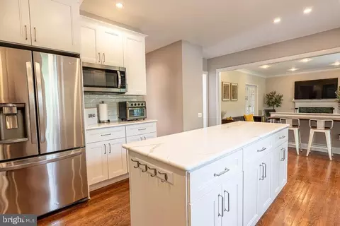 Kitchen - 200 Canonero Dr, Bear, DE 19701 photo 4 of 6