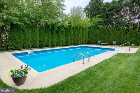 Exterior - 200 Canonero Dr, Bear, DE 19701 photo 17 of 18