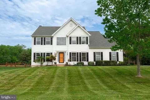 Exterior - 200 Canonero Dr, Bear, DE 19701 photo 2 of 18