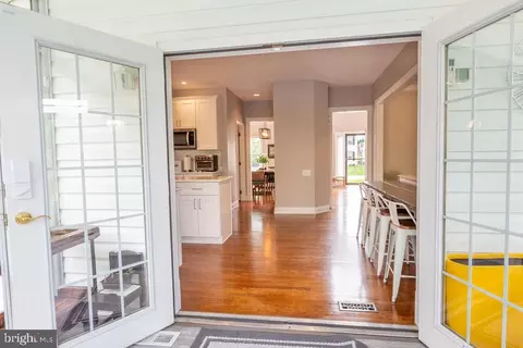 Entry Way - 200 Canonero Dr, Bear, DE 19701 photo 4 of 7