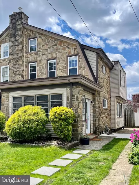 806 24th St, Wilmington, DE 19802