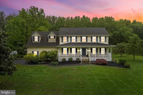 165 Countryside Ln, Bear, DE 19701