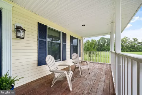 Exterior - 165 Countryside Ln, Bear, DE 19701 photo 6 of 6