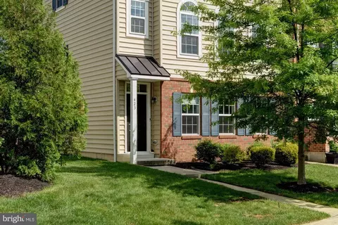 423 Leo Ln, Bear, DE 19701 photo 3