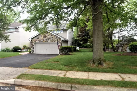 118 Red Pine Cir, Newark, DE 19711