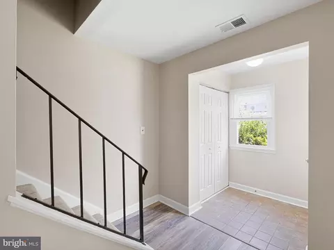 Entry Way - 9 Patrick Henry Ct, Newark, DE 19711 photo 1 of 3