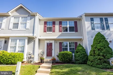 19 E Shetland Ct, Newark, DE 19711 photo 2