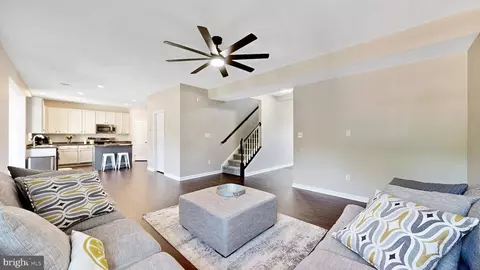 Entry Way - 607 Valencia Ct, Townsend, DE 19734 photo 5 of 19