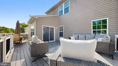 Exterior - 607 Valencia Ct, Townsend, DE 19734 photo 6 of 10