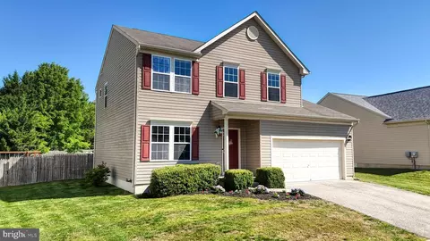 Exterior - 607 Valencia Ct, Townsend, DE 19734 photo 2 of 10