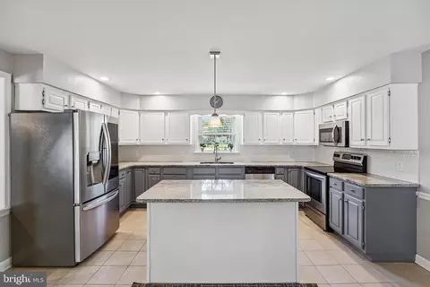 Kitchen - 677 Old Porter Rd, Bear, DE 19701 photo 1 of 3