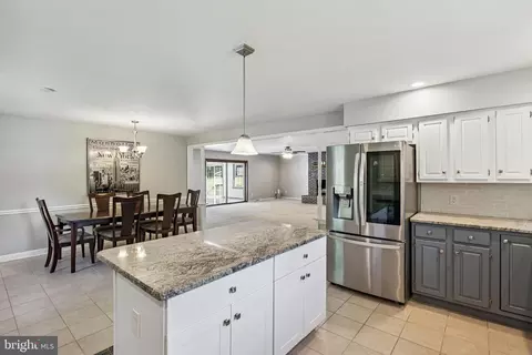 Kitchen - 677 Old Porter Rd, Bear, DE 19701 photo 2 of 3