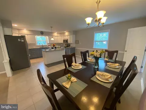 Dining - 677 Old Porter Rd, Bear, DE 19701 photo 5 of 5