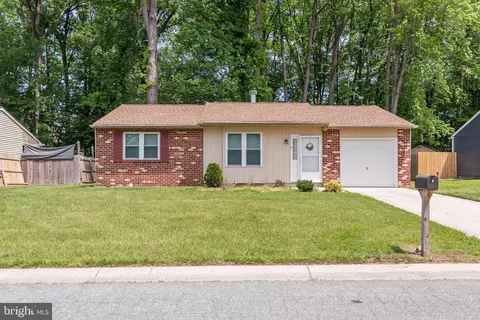 5 Lute Ct, Newark, DE 19713 photo 1