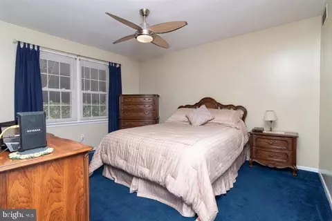 112 Seneca Dr, Newark, DE 19702 photo 4