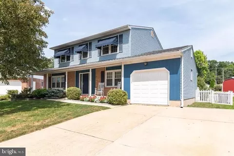 112 Seneca Dr, Newark, DE 19702 photo 2