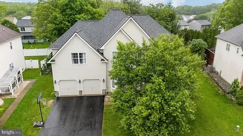View/Area - 28 Blue Spruce Dr, Bear, DE 19701 photo 1 of 5