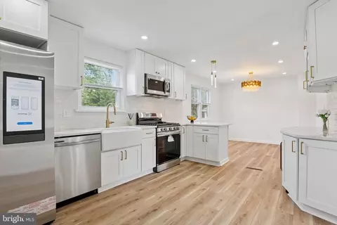 2319 Smith Ln, Wilmington, DE 19810