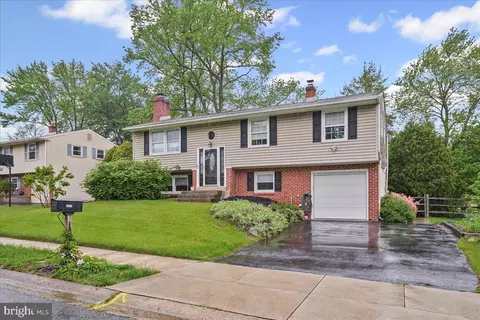 2622 Boxwood Dr, Wilmington, DE 19810