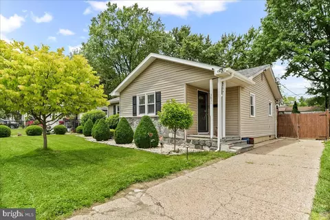 3831 Katherine Ave, Wilmington, DE 19808