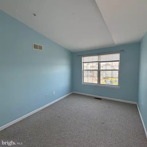 2408 Waters Edge Dr, Newark, DE 19702 photo 26