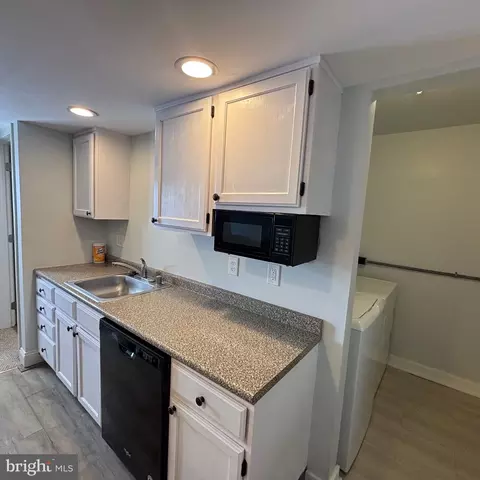 2408 Waters Edge Dr, Newark, DE 19702 photo 14