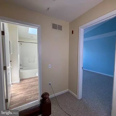 2408 Waters Edge Dr, Newark, DE 19702 photo 17