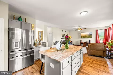 Kitchen - 31 Forsythia Ln, Bear, DE 19701 photo 2 of 3