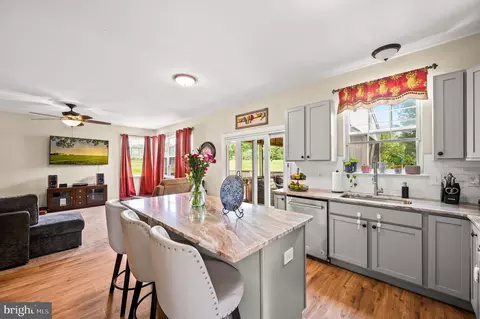 Kitchen - 31 Forsythia Ln, Bear, DE 19701 photo 3 of 3