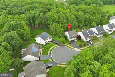 View/Area - 308 Astilbe Ct, Bear, DE 19701 photo 3 of 8