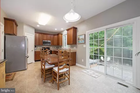 Kitchen - 308 Astilbe Ct, Bear, DE 19701 photo 2 of 2
