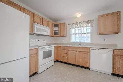 Kitchen - 3 Printz Dr, Bear, DE 19701 photo 2 of 3