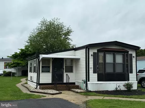 12 Lynn Ct #612, Wilmington, DE 19808