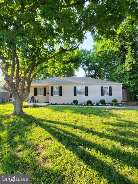 1 Lynbrook Rd, Wilmington, DE 19804