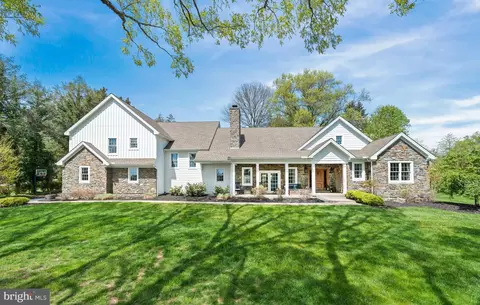 4905 Threadneedle Rd, Wilmington, DE 19807