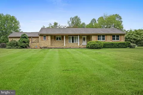 232 Deer Run Rd, Townsend, DE 19734