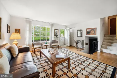 Entry Way - 124 Timberline Dr, Newark, DE 19711 photo 1 of 1